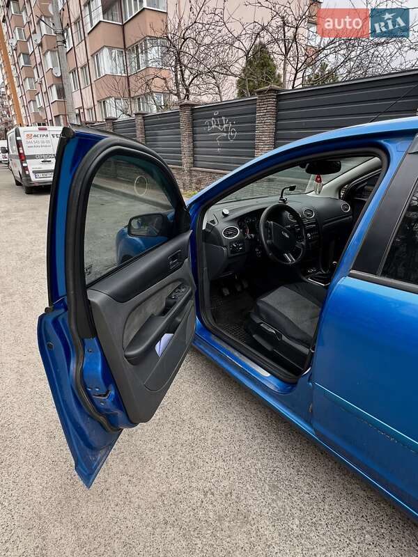 Хэтчбек Ford Focus 2006 в Киеве фото 45 Хэтчбек Ford Focus 2006 в Киеве