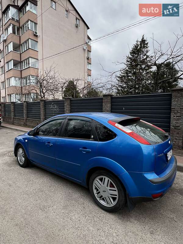 Хэтчбек Ford Focus 2006 в Киеве фото 46 Хэтчбек Ford Focus 2006 в Киеве