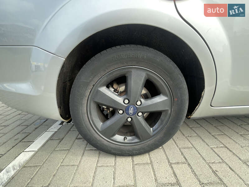 Универсал Ford Focus 2008 в Шептицькому