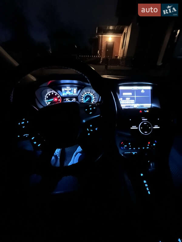 Хэтчбек Ford Focus 2011 в Чернигове