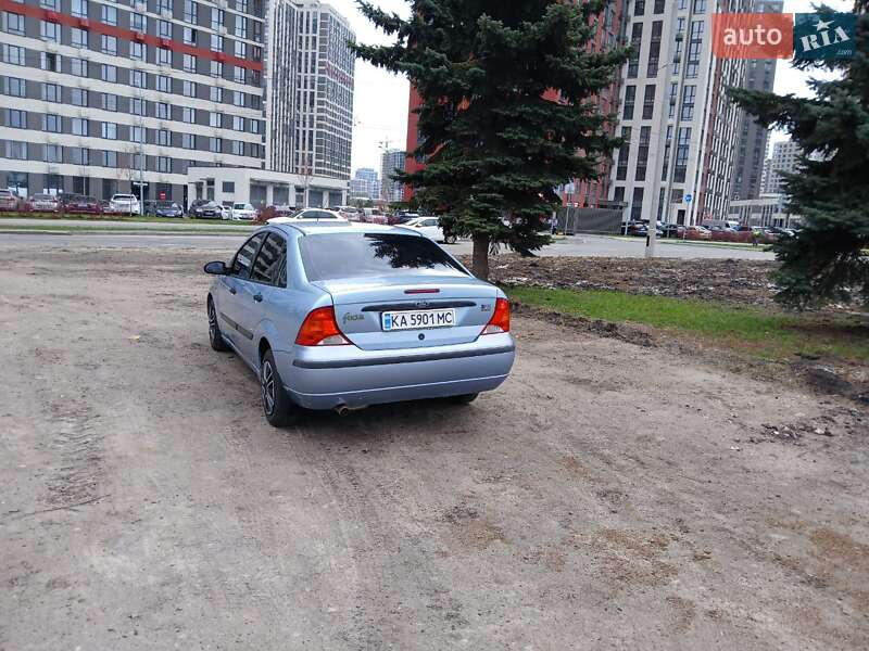 Седан Ford Focus 2004 в Киеве