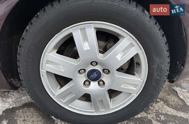 Седан Ford Focus 2008 в Сумах