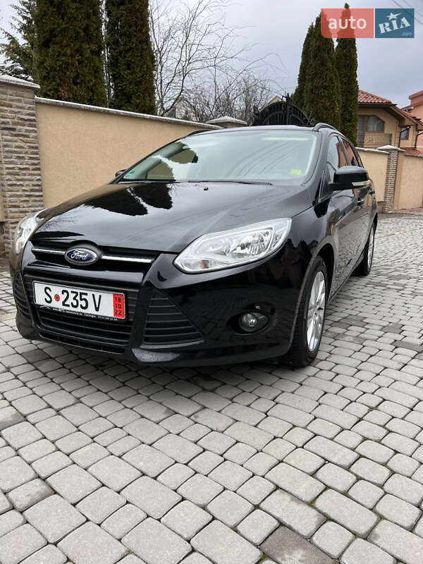 Универсал Ford Focus 2014 в 