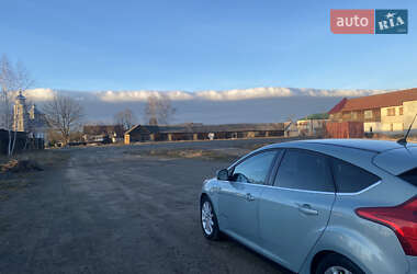 Хетчбек Ford Focus 2013 в 