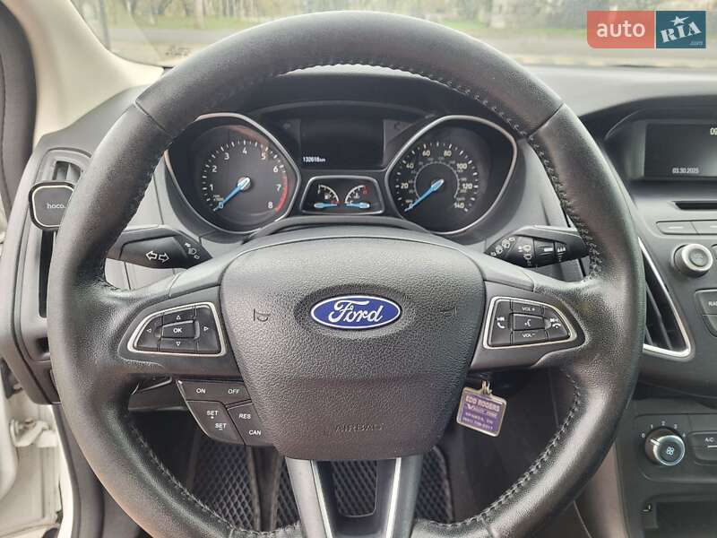 Хэтчбек Ford Focus 2016 в Николаеве фото 28 Хэтчбек Ford Focus 2016 в Николаеве