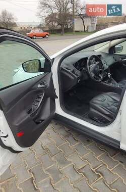 Хэтчбек Ford Focus 2016 в 
