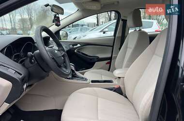 Седан Ford Focus 2016 в 