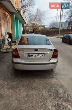 Седан Ford Focus 2005 в 