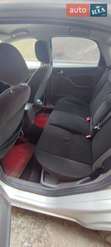 Седан Ford Focus 2005 в Харькове