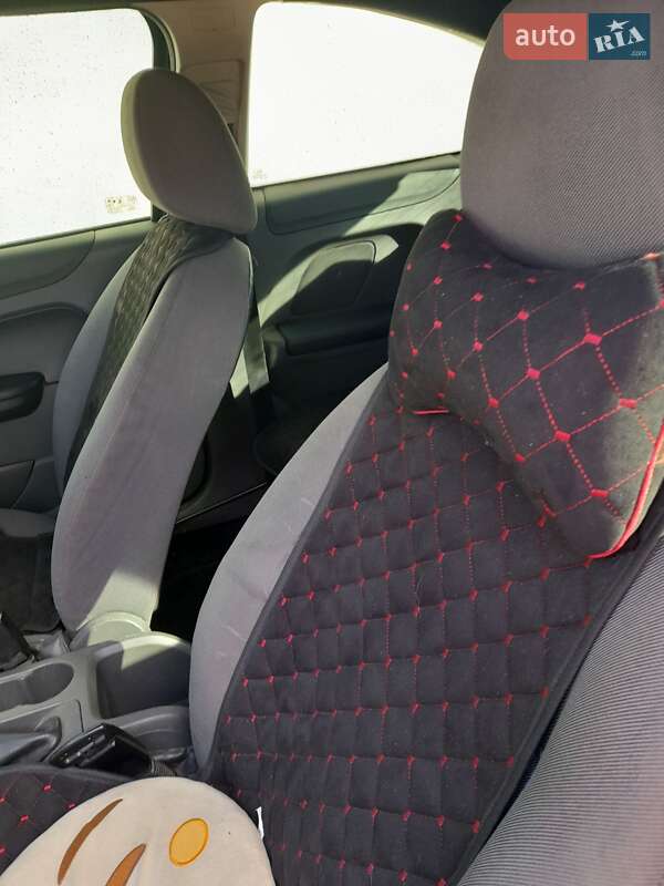 Хетчбек Ford Focus 2007 в Золочеві