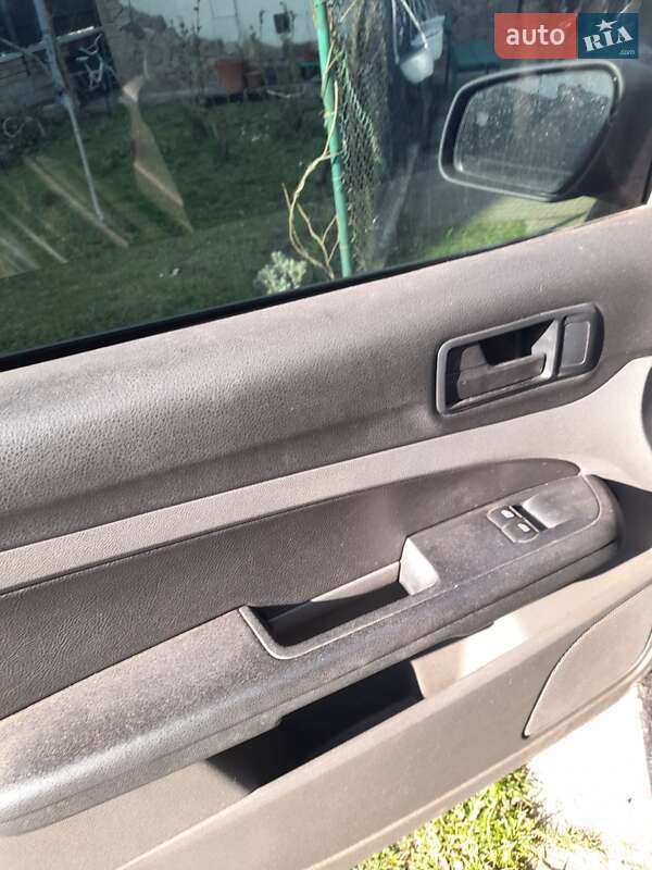 Хетчбек Ford Focus 2007 в Золочеві