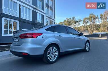 Седан Ford Focus 2018 в 
