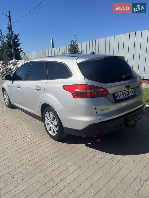 Универсал Ford Focus 2017 в Решетиловке
