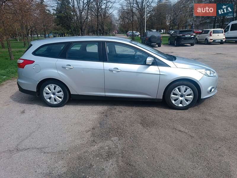 Універсал Ford Focus 2013 в Запоріжжі фото 3 Універсал Ford Focus 2013 в Запоріжжі
