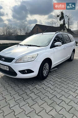 Универсал Ford Focus 2010 в 