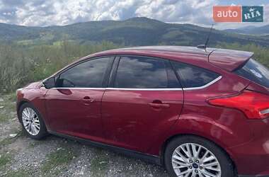 Хетчбек Ford Focus 2015 в 