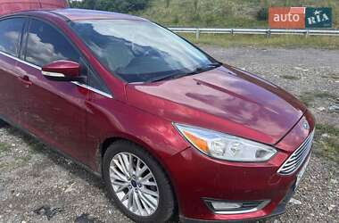 Хетчбек Ford Focus 2015 в 