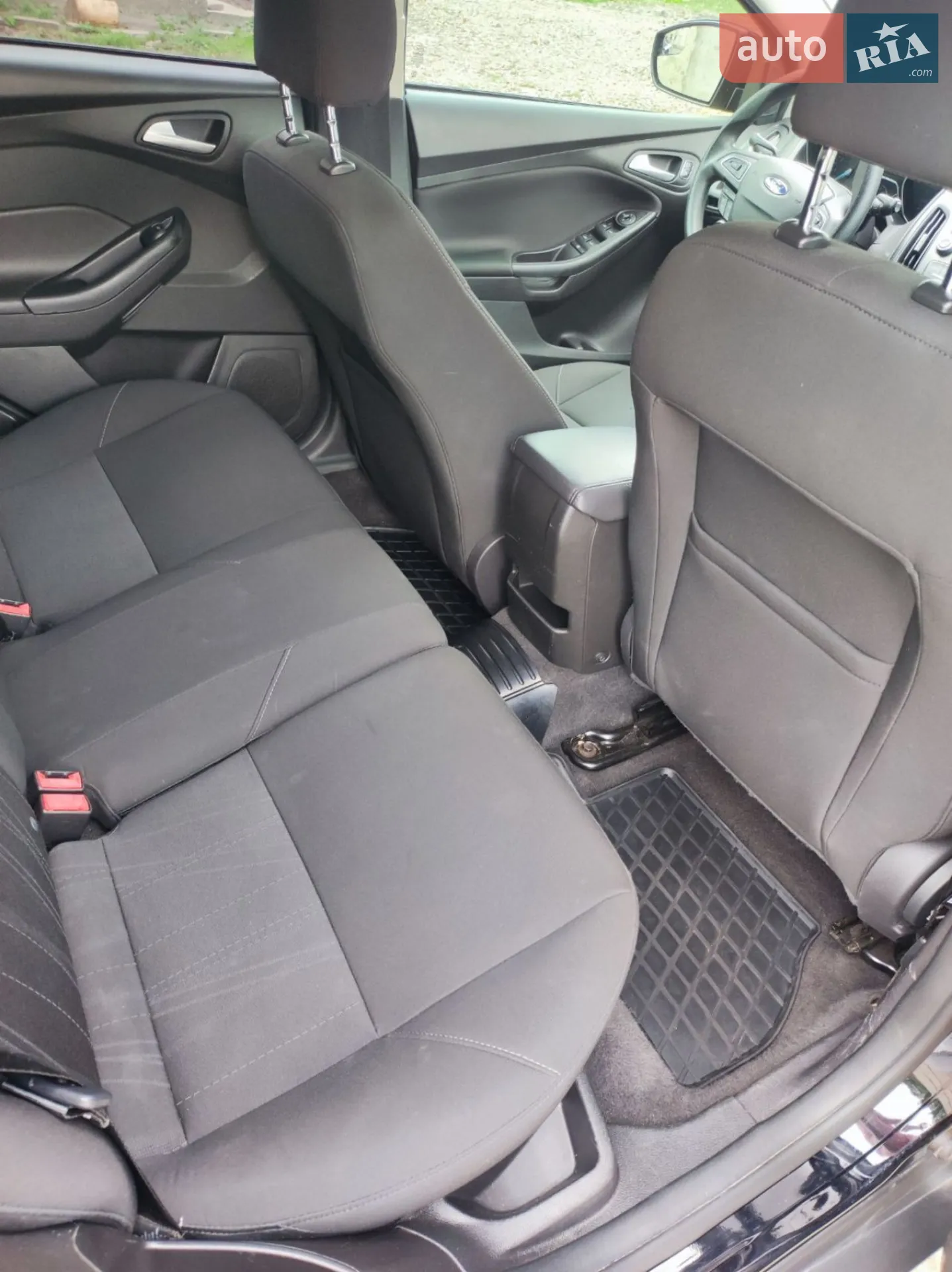 2015 Ford Focus - мініатюра 16