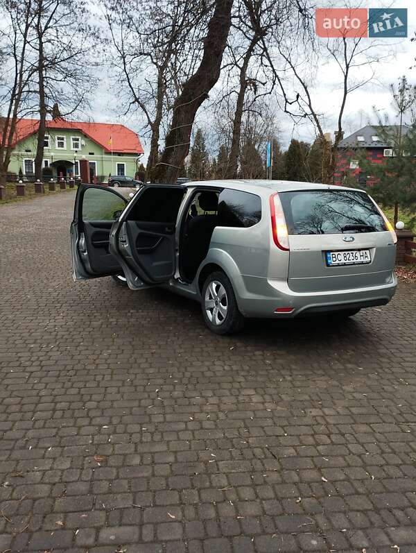 Универсал Ford Focus 2010 в Самборе
