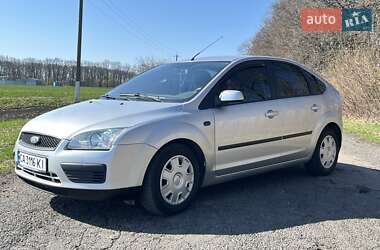 Хэтчбек Ford Focus 2006 в 