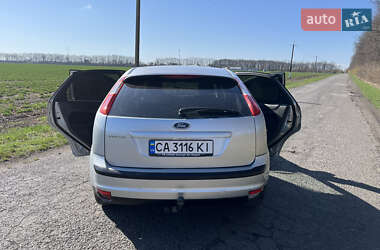 Хэтчбек Ford Focus 2006 в 