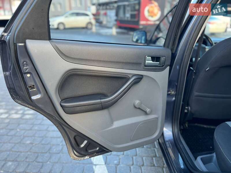 Седан Ford Focus 2011 в Тернополе