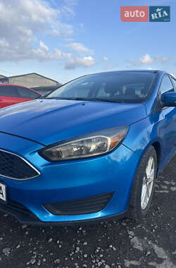 Седан Ford Focus 2015 в 