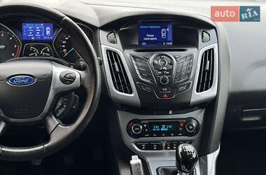 Универсал Ford Focus 2012 в 