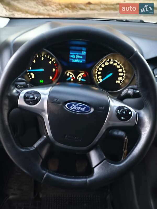 Универсал Ford Focus 2013 в Ивано-Франковске