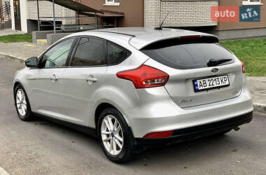 Седан Ford Focus 2015 в 