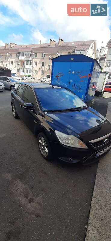 Универсал Ford Focus 2008 в Малине