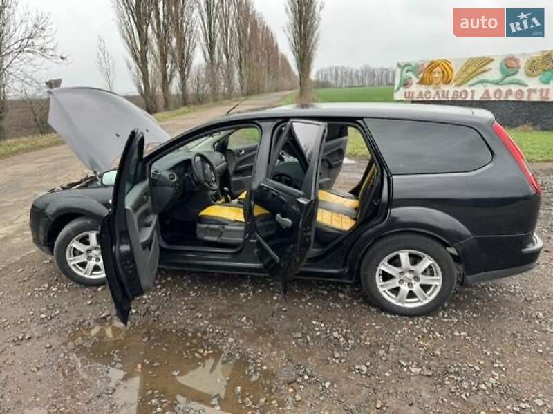 Универсал Ford Focus 2006 в Голованевске