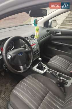 Хэтчбек Ford Focus 2008 в 