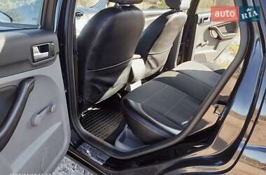Универсал Ford Focus 2010 в 