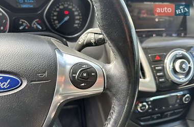 Хэтчбек Ford Focus 2013 в 