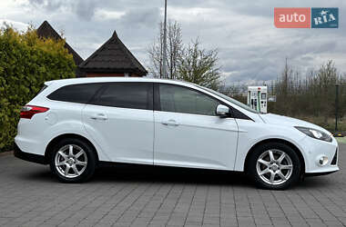 Универсал Ford Focus 2014 в 