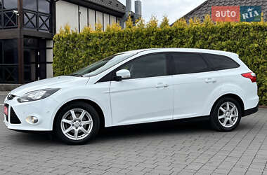 Универсал Ford Focus 2014 в 