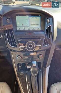 Хэтчбек Ford Focus 2018 в 