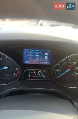 Седан Ford Focus 2014 в 