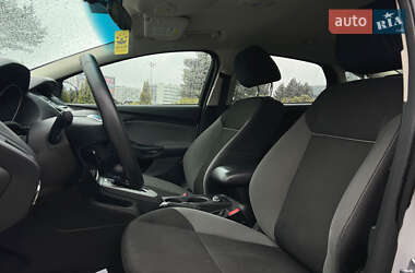 Седан Ford Focus 2014 в 