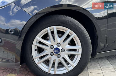 Универсал Ford Focus 2013 в 