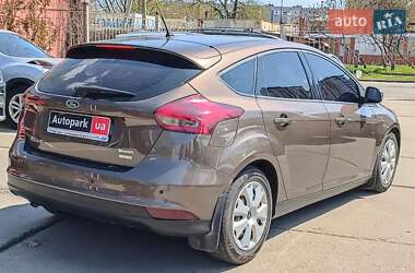 Хэтчбек Ford Focus 2016 в 