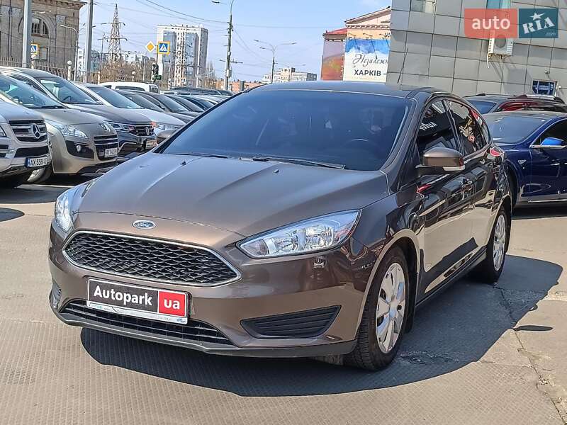Хэтчбек Ford Focus 2016 в 
