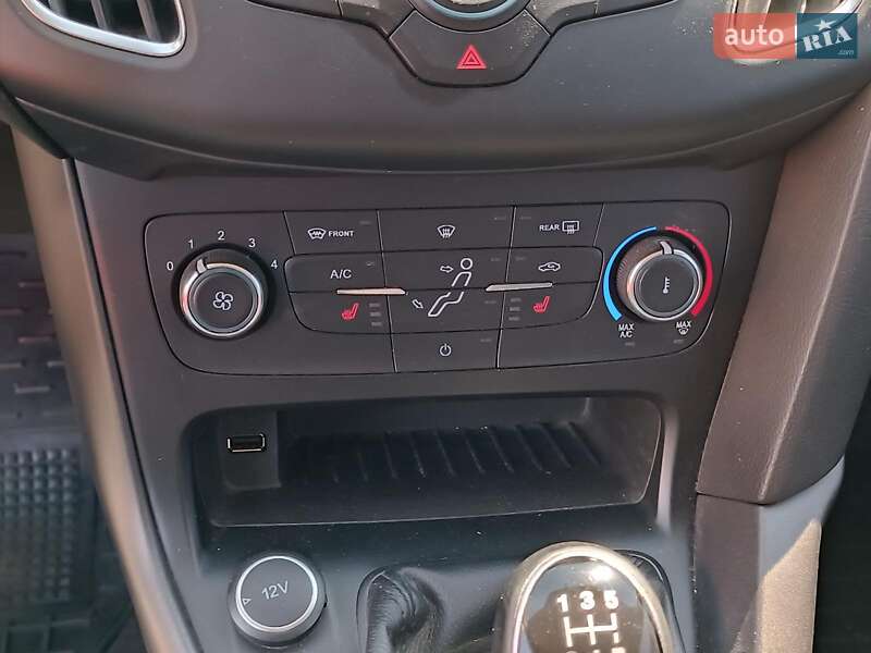 Хэтчбек Ford Focus 2016 в Харькове
