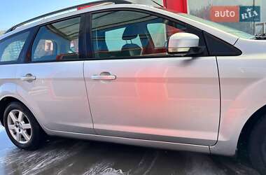 Универсал Ford Focus 2010 в 