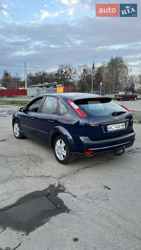 Хэтчбек Ford Focus 2005 в Луцке