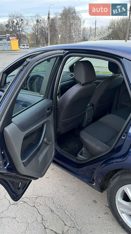 Хэтчбек Ford Focus 2005 в Луцке