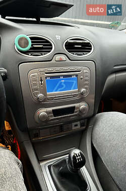 Универсал Ford Focus 2010 в 