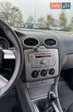 Хэтчбек Ford Focus 2008 в 