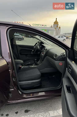 Хэтчбек Ford Focus 2008 в 
